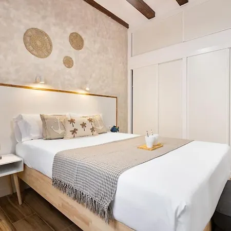 Almirall 32 Apartamento