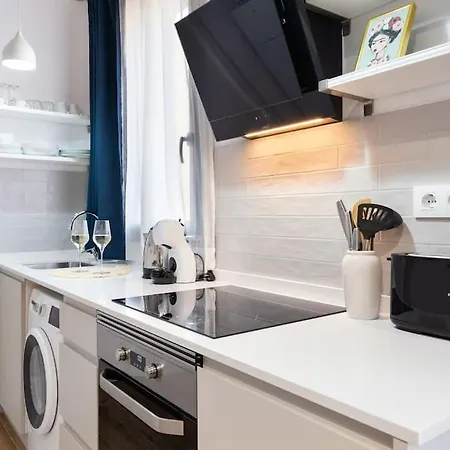 Apartment Almirall 32 *